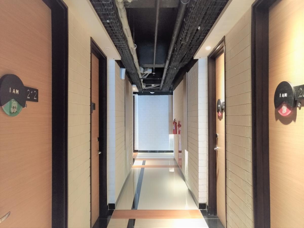 Maxone Platinum Hayam Wuruk Hotel Jakarta Exterior photo